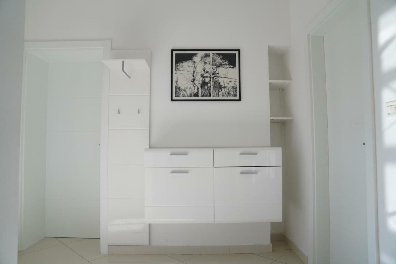 Sesar Apartments Krk - No. 2 Vinko 크르크 외부 사진